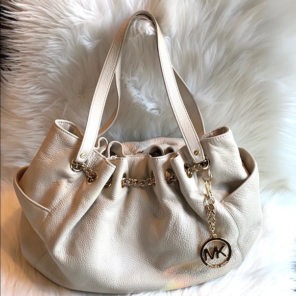 MICHAEL KORS Jet Set Large Drawstring Chain Bag - Picture 1 of 16